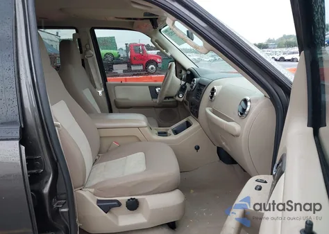 2005 Ford Expedition Xlt из США, поврежденный, VIN 1FMPU15525LA76463